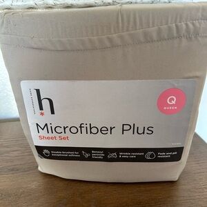 Home Expressions MicroFiber Queen Sheet Set